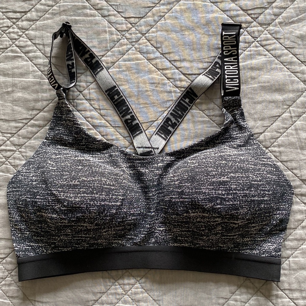 Victoria's Secret Sport Black & White Seamless Sports Bra 32C